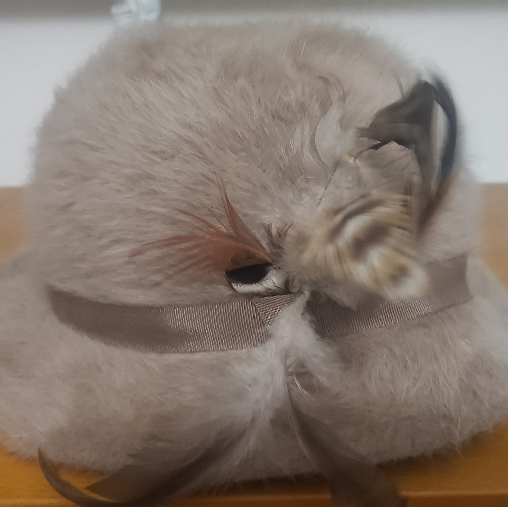 Kate's Boutique Canada Angora Hat!